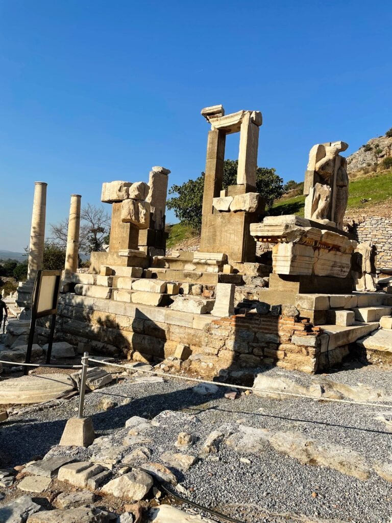 Ruinas de la antigua ciudad romana de Éfeso, incluyendo la Biblioteca de Celso, Turquía